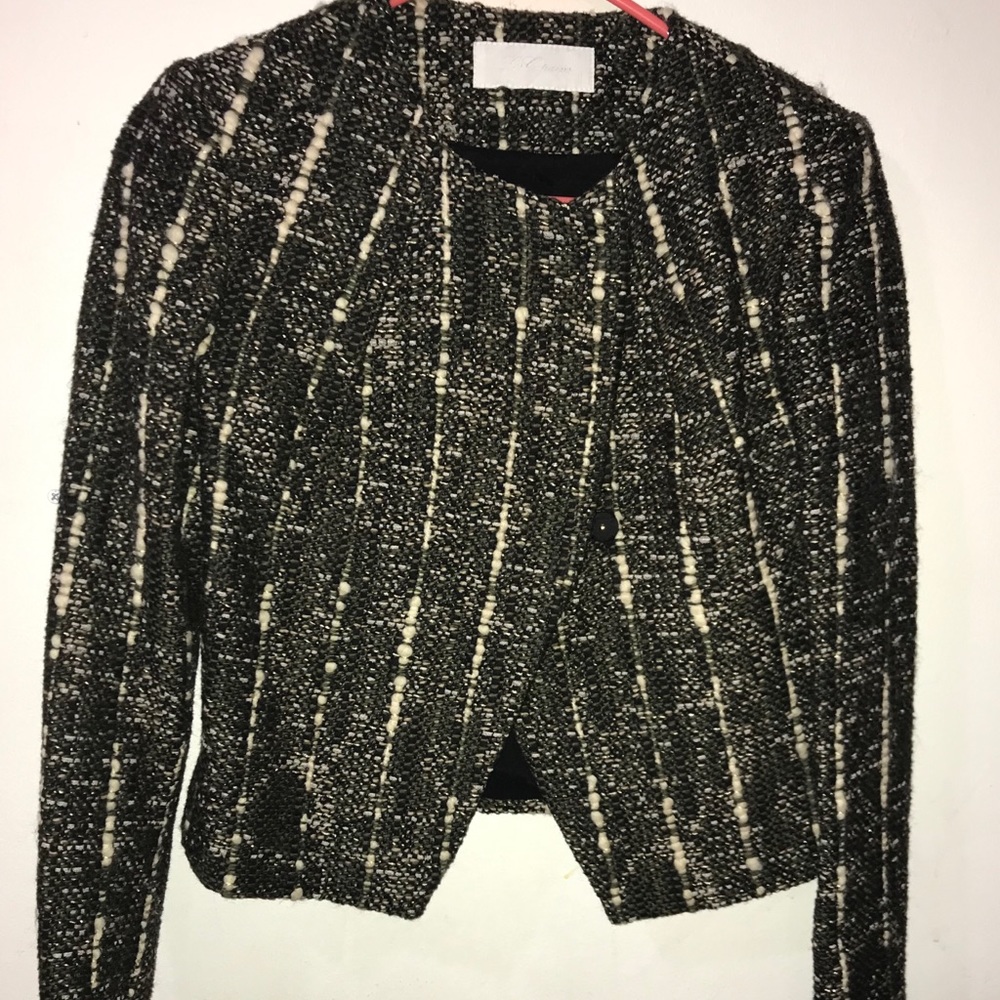 Grey/Black Multi- Cape